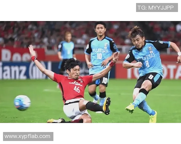 冈山绿雉迎战横滨FC激烈对决展现足球魅力与团队精神