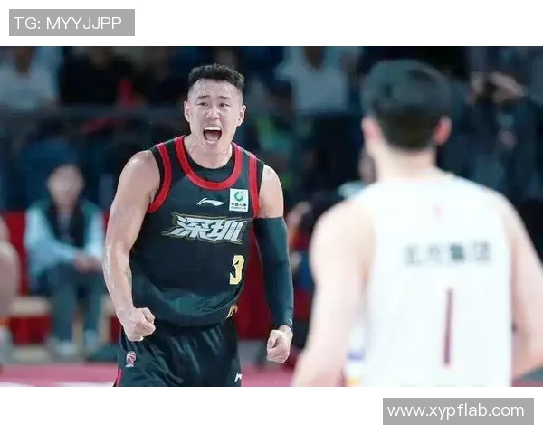 贺希宁：在篮球场上书写传奇人生的年轻力量与奋斗精神